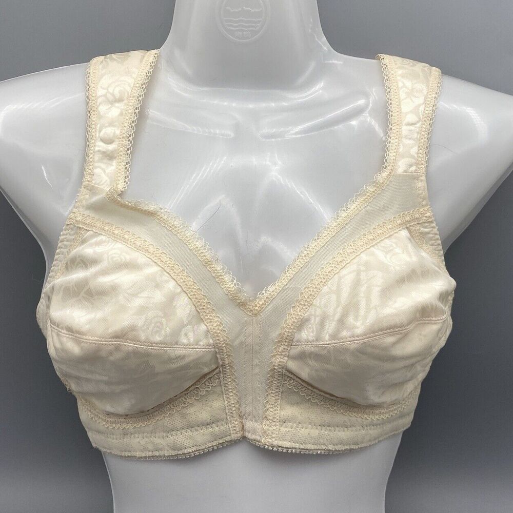 Playtex 18 Hour Bra 36B Beige No Wire Full Coverage Wide Straps Wireless 4693